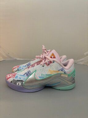 Nike lebron XXII 22 monopoly basketball shoes men’s size 9 FZ1097 100